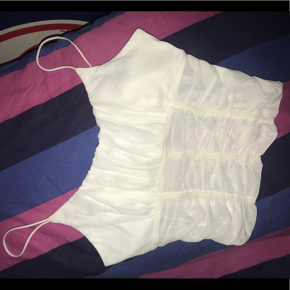 Princess Polly Top - Picture 2 of 4